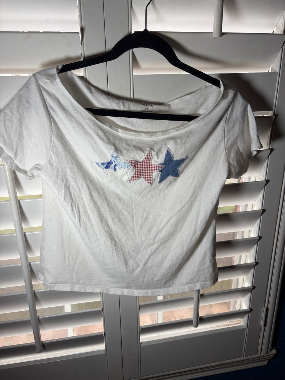 Hollister White Crop Top with Blue, Red, and Patterned Stars